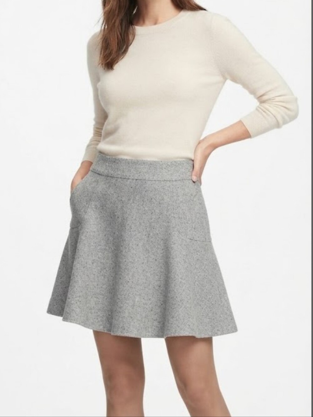 Banana Republic Grey Wool Flare Skirt . 2. Small 28" Waist. 17" Length
